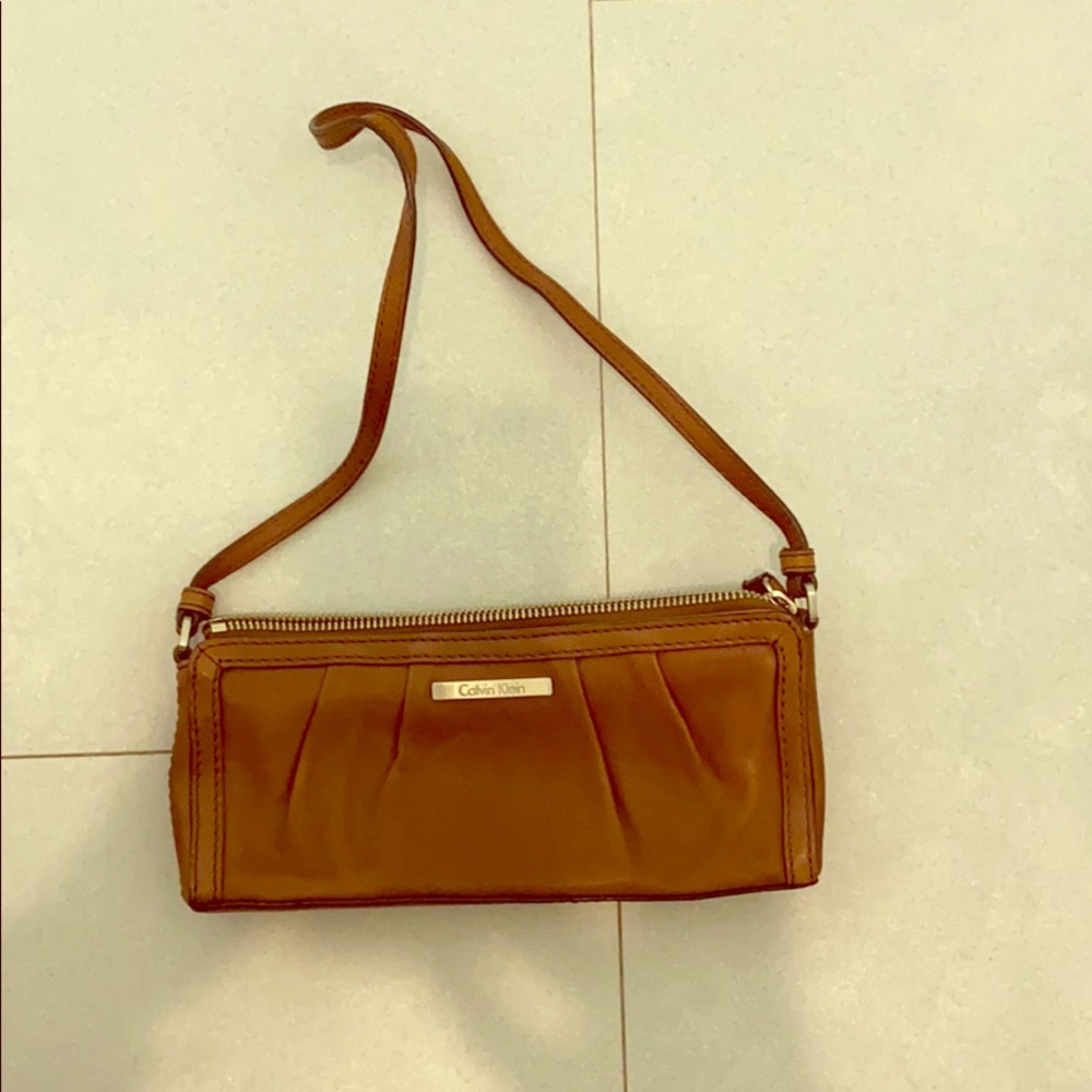Brown Leather Calvin Klein clutch/shoulder bag